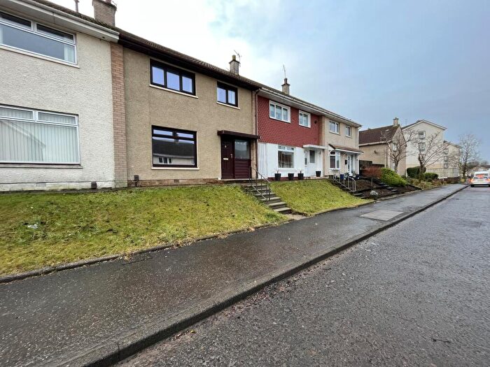 3 Bedroom Apartment To Rent In Winnepeg Drive, East Kilbride, G75
