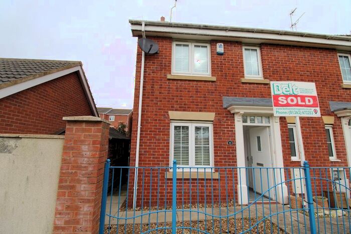 3 Bedroom Terraced House To Rent In St. Georges Croft, Bridlington, YO16