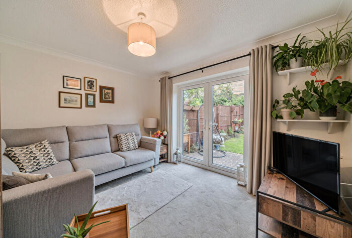 2 Bedroom Bungalow For Sale In Roman Way, Brockworth, Gloucester, Gloucestershire, GL3