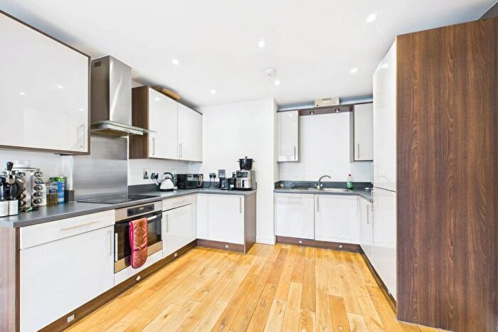 2 Bedroom Apartment To Rent In Kestrel Court, Heron Way, Maidenhead, Berkshire, SL6