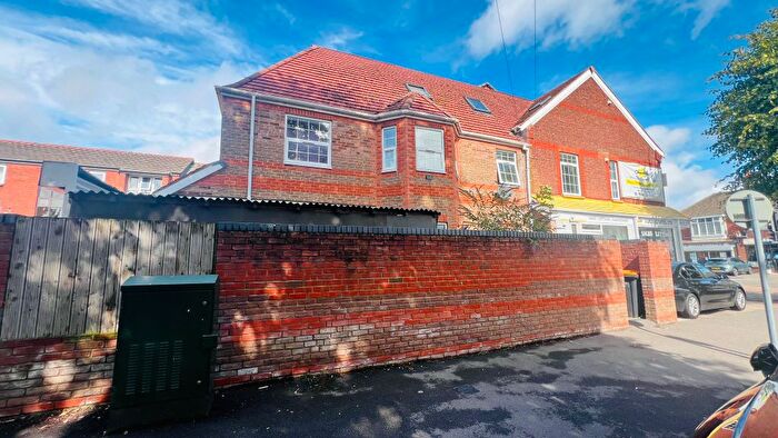 1 Bedroom Flat To Rent In High Street North, Dunstable, LU6