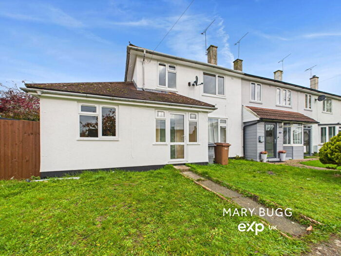 3 Bedroom End Of Terrace House For Sale In Avon Road, Chelmsford, CM1