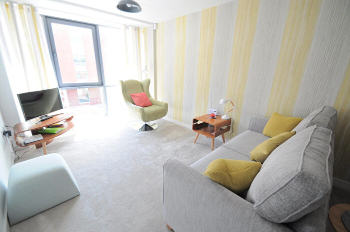 2 Bedroom Apartment To Rent In Freedom Quay, Railway Street, Hull, East Riding Of Yorkshire, HU1