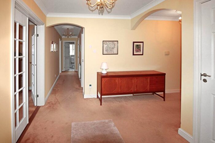 3 Bedroom Bungalow For Sale In Church Close, Harborough Magna, Rugby, CV23