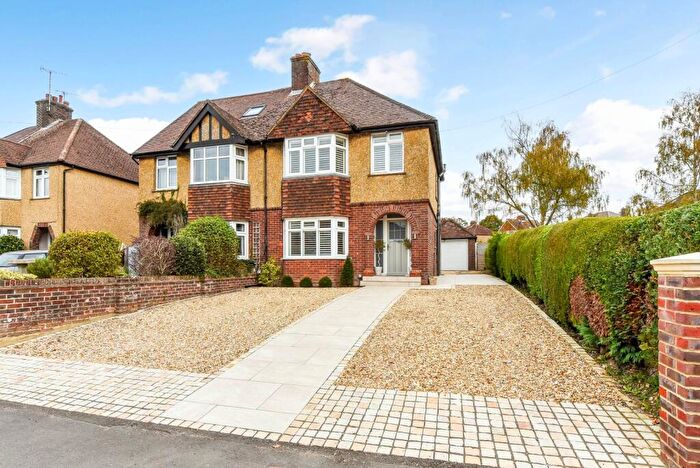 3 Bedroom Semi-Detached House For Sale In Bell Hill, Petersfield, Hampshire, GU32