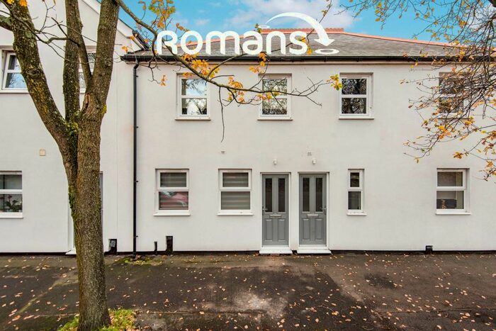 3 Bedroom Terraced House To Rent In Osborne Road, GU14