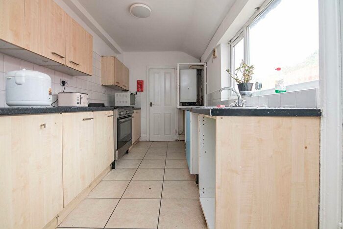 3 Bedroom Terraced House For Sale In Grosvenor Road, Birmingham, B20