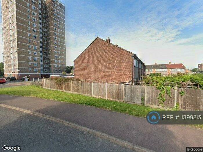 3 Bedroom End Of Terrace House To Rent In Siviter Way, Dagenham, RM10