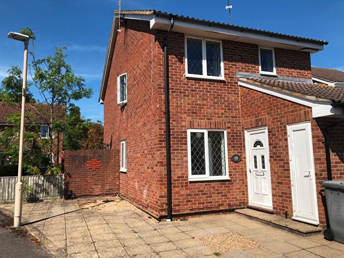 1 Bedroom Maisonette To Rent In The Willows, Caversham, RG4