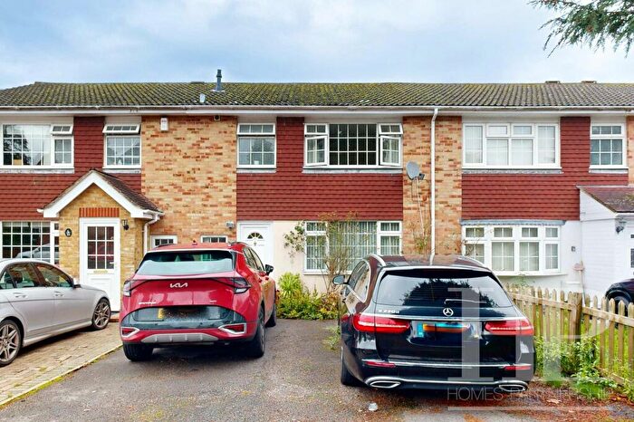 3 Bedroom Terraced House To Rent In Malthouse Road, Crawley, RH10