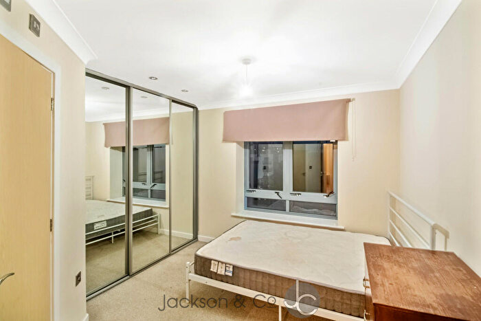 2 Bedroom Apartment To Rent In Quayside Drive, Colchester, CO2