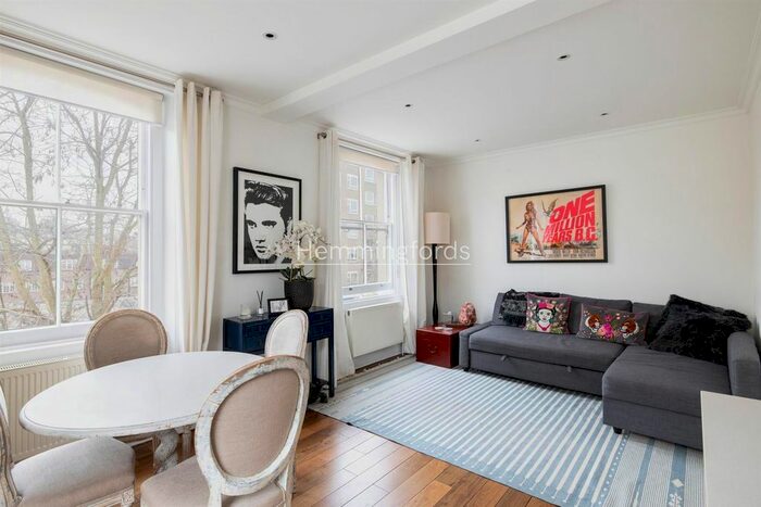 1 Bedroom Flat To Rent In Lanark Road, Little Venice, W9