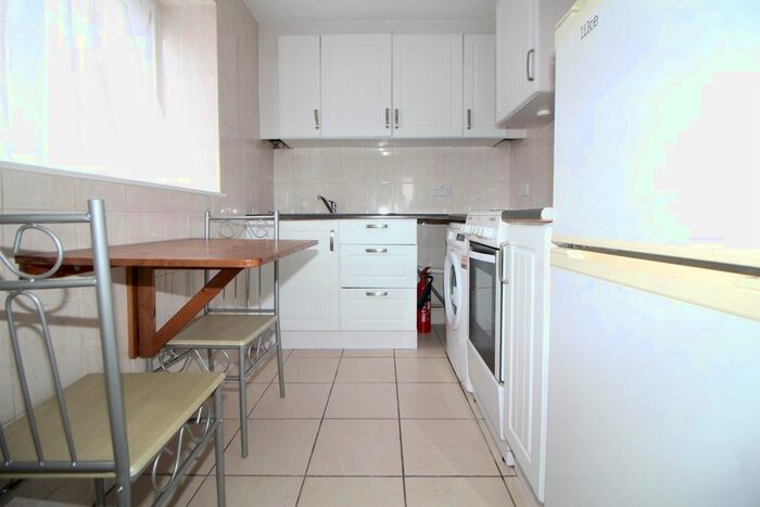 1 Bedroom Flat To Rent In Crossbrook Street, Cheshunt, Waltham Cross EN8