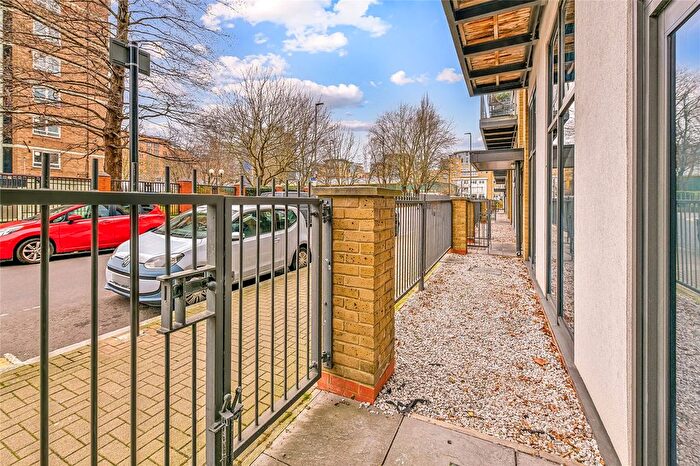 1 Bedroom Flat To Rent In Gwynne Road, London, SW11