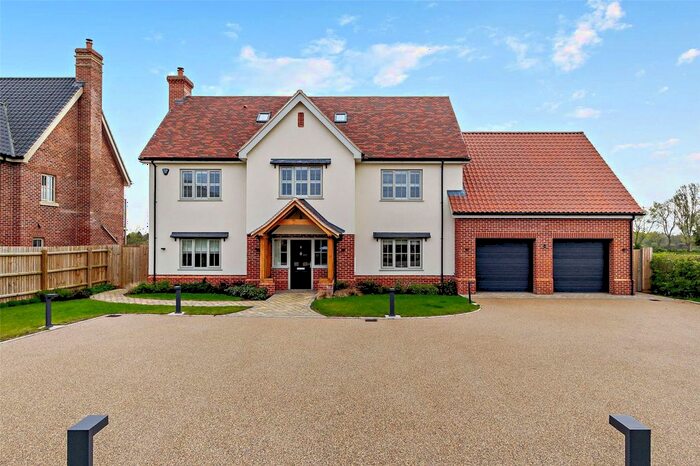 5 Bedroom Detached House For Sale In Copperfield Court, Pulham Market, Diss, Norfolk, IP21