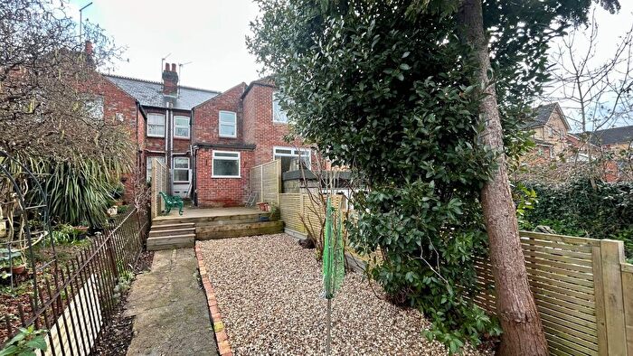 2 Bedroom Terraced House To Rent In Elgar Road, Reading, Berkshire, RG2