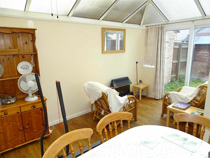 3 Bedroom Detached House For Sale In Caldbeck Close: Gunthorpe, PE4