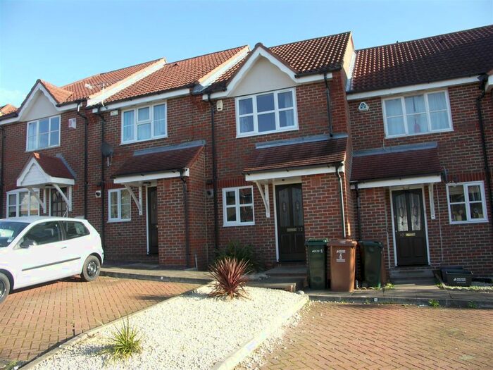 2 Bedroom Terraced House To Rent In Broughton Way, Mill End, Rickmansworth, WD3