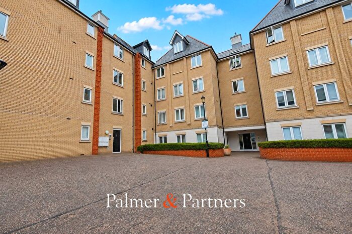 3 Bedroom Flat For Sale In Henry Laver Court, Colchester, Essex, CO3