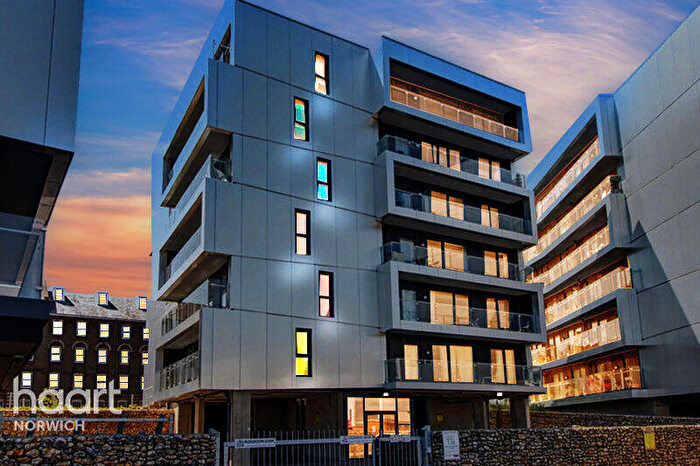 2 Bedroom Apartment For Sale In Geoffrey Watling Way, Norwich, NR1