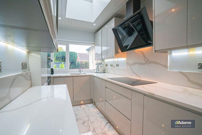 3 Bedroom Bungalow For Sale In Woburn Drive, Cronton, Widnes, WA8