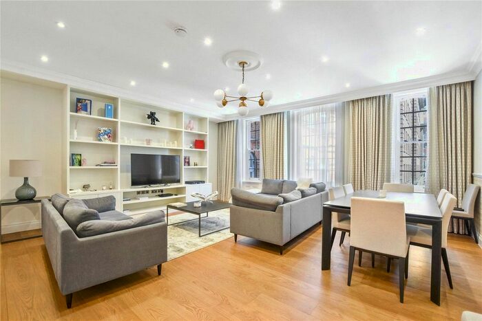 2 Bedroom Flat To Rent In Stratton Street, Mayfair, W1J
