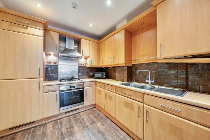 1 Bedroom Flat To Rent In Arethusa House, Gunwharf Quays, Portsmouth, PO1