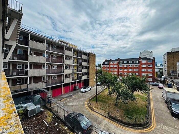 2 Bedroom Flat For Sale In Bevin House, Butler Street, London, E2