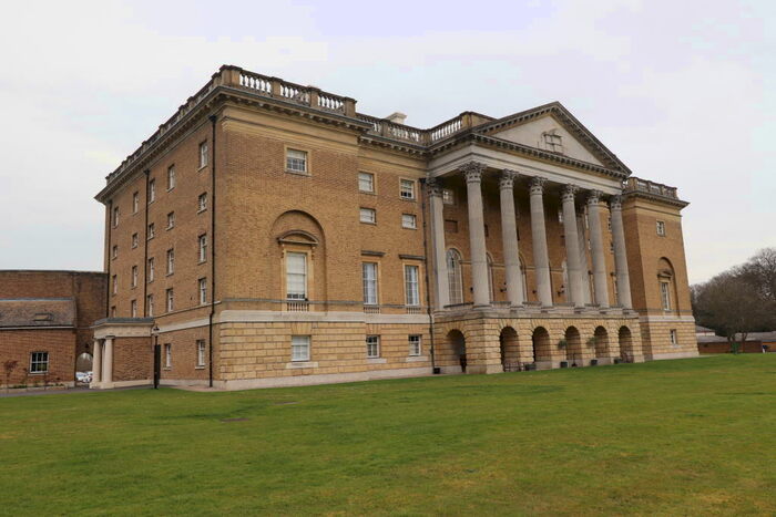 2 Bedroom Apartment To Rent In Thorndon Hall - Ingrave, CM13