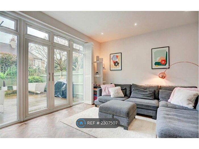 4 Bedroom Terraced House To Rent In The Upper Drive, Hove, BN3