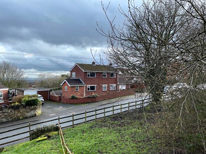 3 Bedroom Detached House For Sale In Black Lane Road, Pentre Broughton, LL11