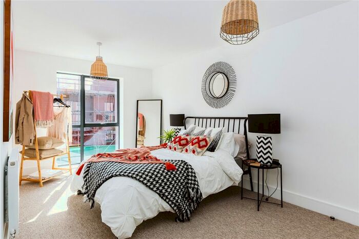 3 Bedroom Terraced House For Sale In Shaw Road, Greenbank, Bristol, BS5