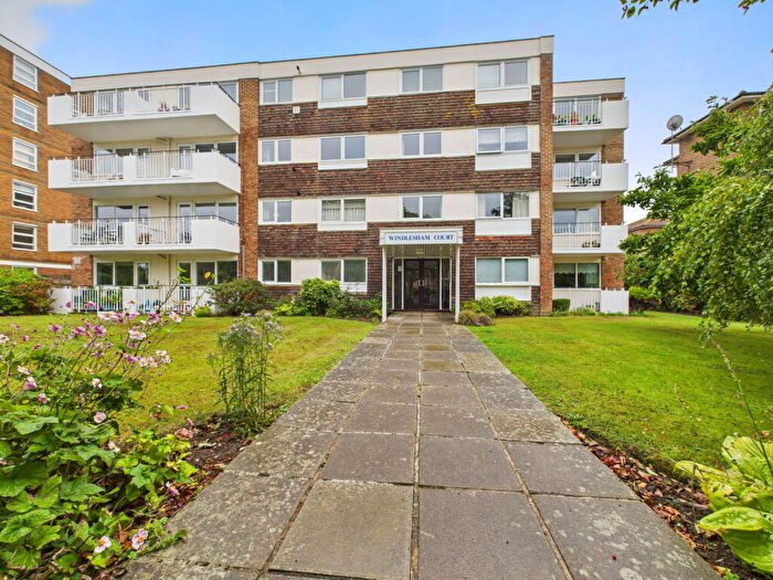 2 Bedroom Flat For Sale In Windlesham Court, A, Grand Avenue, Worthing, BN11