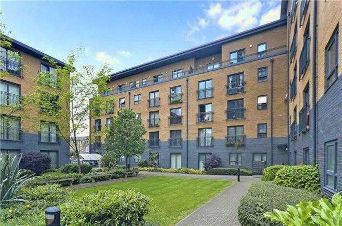 1 Bedroom Apartment To Rent In Capulet Square, London, E3