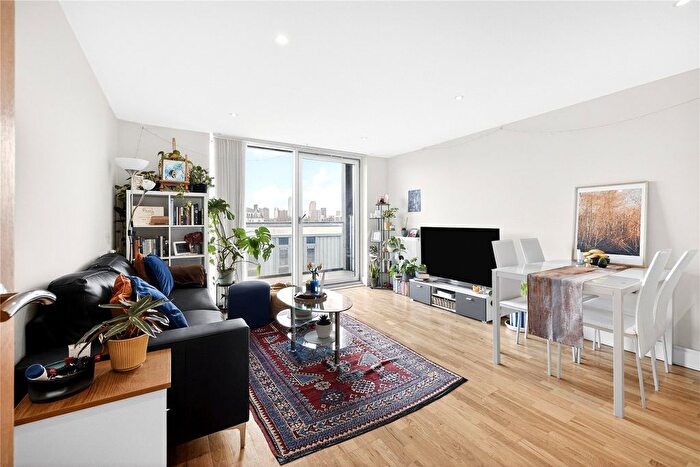 1 Bedroom Flat To Rent In Merryweather Place, London, SE10