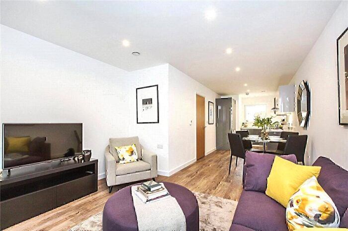 2 Bedroom Apartment To Rent In Empire Heights, London, SE14