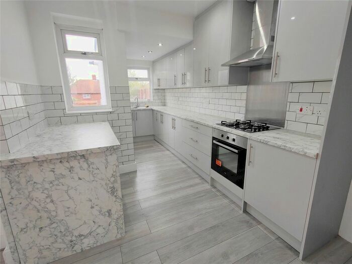 3 Bedroom Terraced House To Rent In Whitehill Lane, Gravesend, Kent, DA12