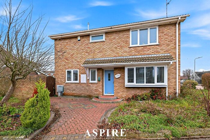4 Bedroom Detached House For Sale In Teigngrace, Shoeburyness, SS3