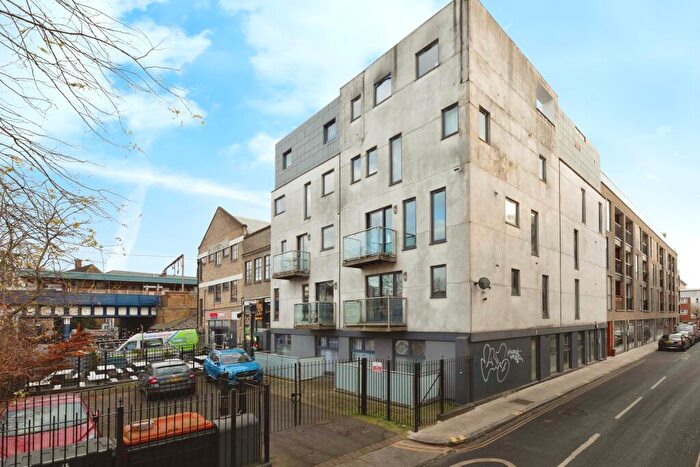 1 Bedroom Flat For Sale In Spurstowe Terrace, London, E8