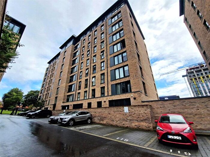 2 Bedroom Apartment For Sale In Roosevelt Apartments, Lexington Gardens, Birmingham, B15