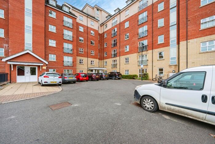 1 Bedroom Flat For Sale In Palgrave Road, Bedford, Bedfordshire, MK42