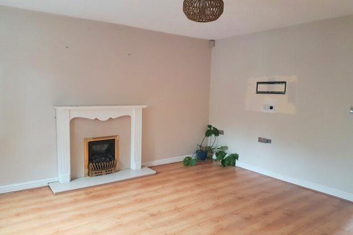 3 Bedroom Property To Rent In Beeching Close, Lancaster, LA1