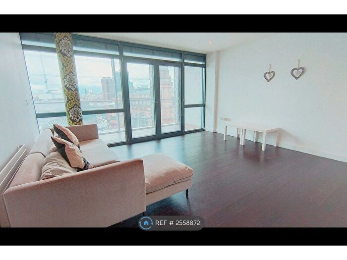 2 Bedroom Flat To Rent In Deansgate, Manchester, M3