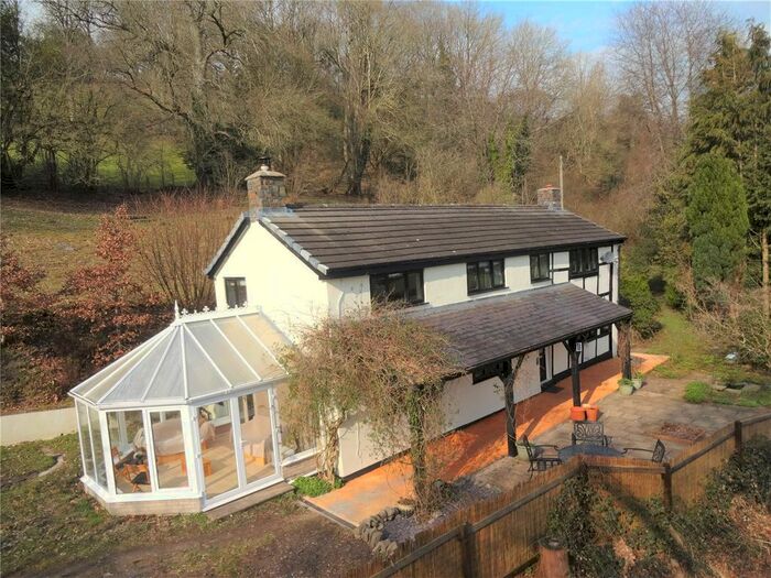 3 Bedroom Cottage For Sale In Manafon, Welshpool, Powys, SY21