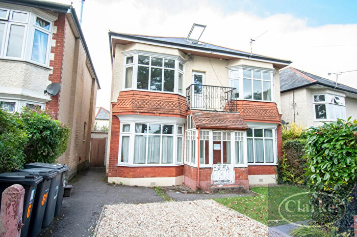 6 Bedroom Detached House To Rent In Heron Court Road, Bournemouth, Dorset, BH9