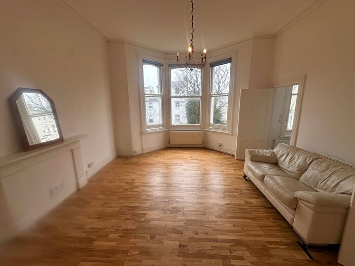 Studio To Rent In Fourth Avenue, Hove, BN3