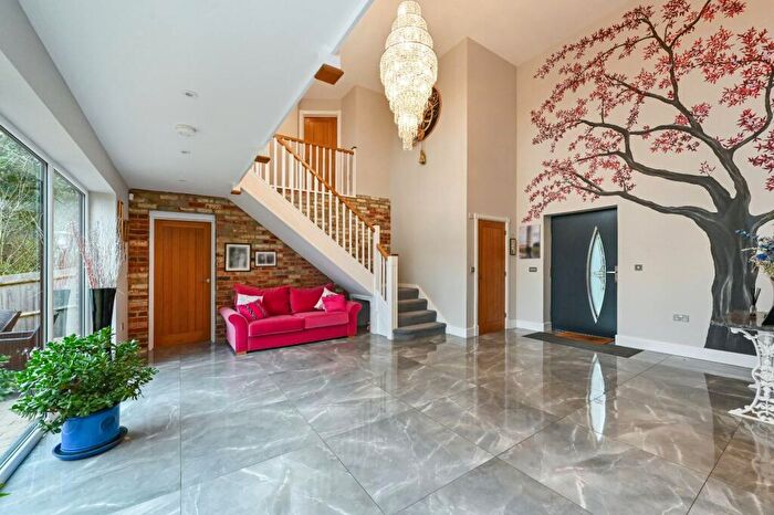 4 Bedroom Detached House For Sale In London Road, Hill Brow, Liss, Hampshire, GU33