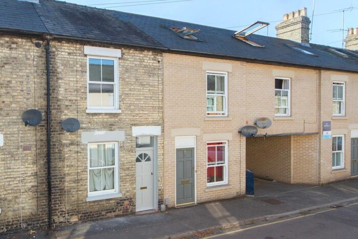 2 Bedroom Terraced House To Rent In Great Eastern Street, Cambridge, CB1