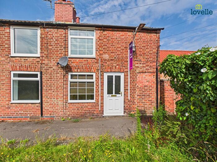 2 Bedroom Semi-Detached House For Sale In Dear Street, Market Rasen, LN8