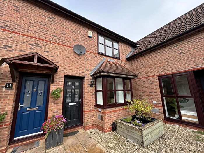 3 Bedroom Terraced House To Rent In Maybach Court, Shenley Lodge, MK5